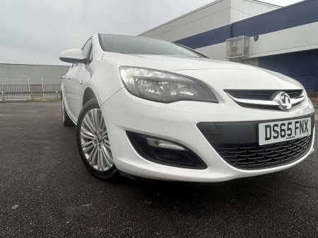 VAUXHALL ASTRA 1.6i Excite Euro 6 5dr